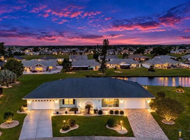 1308 BLUEWATER Drive, SUN CITY CENTER, FL 33573