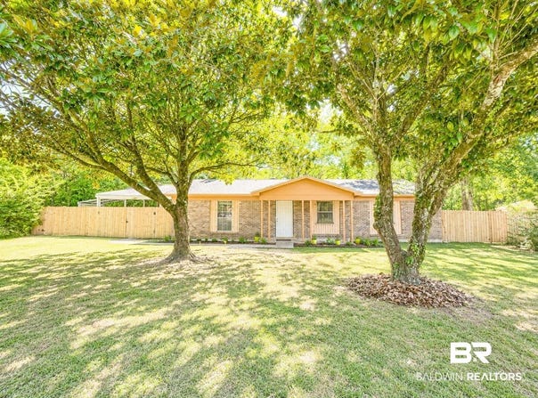 6641 Merlin Drive, Mobile, AL 36619