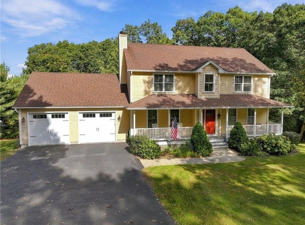 43 Old River Road, Lincoln, RI 02865