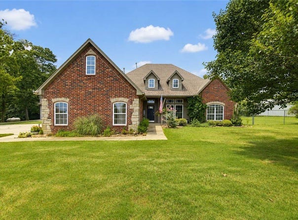 16050 Highway 72, Gravette, AR 72736