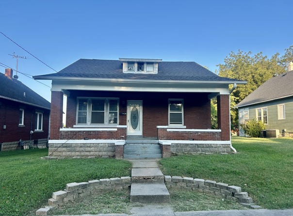 915 Shamrock Ave, Boonville, MO 65233