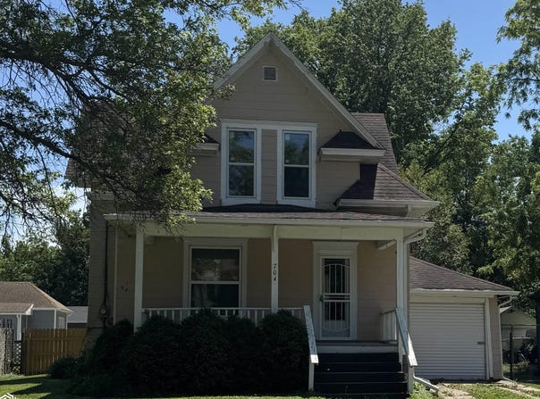 704 W Summit Ave., Shenandoah, IA 51601