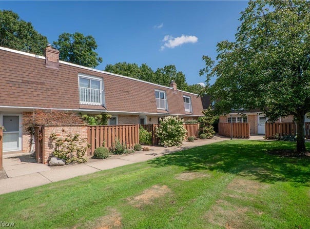 6478 State Road, Parma, OH 44134