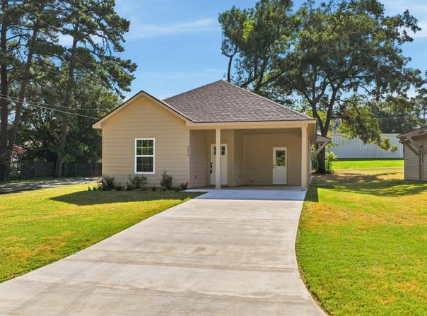 1216 N Third St., Longview, TX 75601