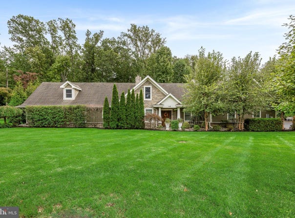 148 W ROUTE 38, MOORESTOWN, NJ 08057