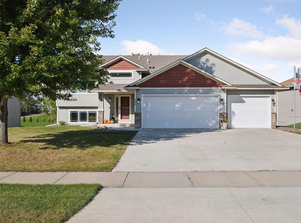 405 Prairie View Drive, Cologne, MN 55322