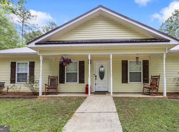 126 Robin Hood Road, Covington, GA 30014