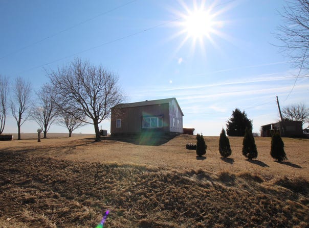 15210 MURPHY Road, WINNEBAGO, IL 61088