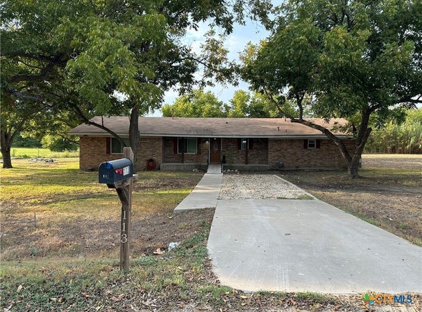113 Hungry Hill Road, Eddy, TX 76524