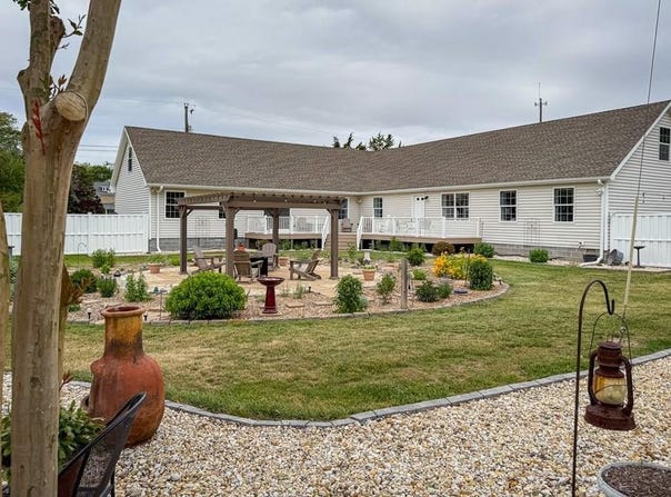 22005 PARSONS RD, GREENBUSH, VA 23357