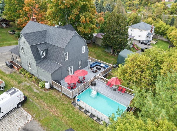 10 Jefferson Street, Caribou, ME 04736