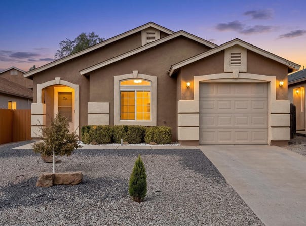 7025 Skylar Drive NE, Rio Rancho, NM 87144