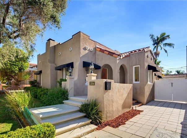 1304 Carmen Drive, Glendale, CA 91207