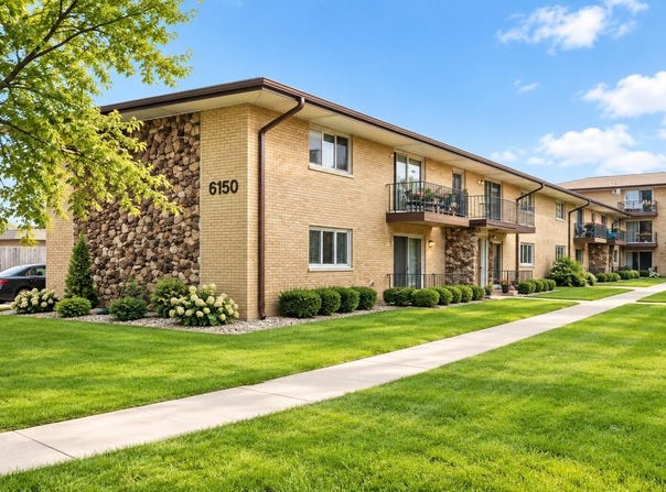 6150 S Kensington Avenue, Countryside, IL 60525
