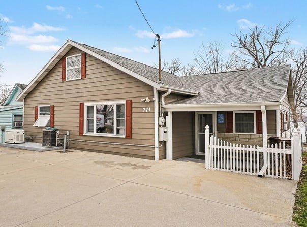 771 Beechwood Drive, Delton, MI 49046
