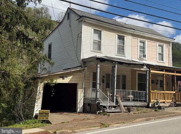 157 VALLEY Boulevard, WHEELING, WV 26003