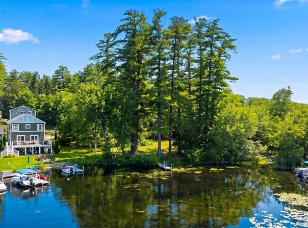 8 Cross Street, Windham, NH 03087