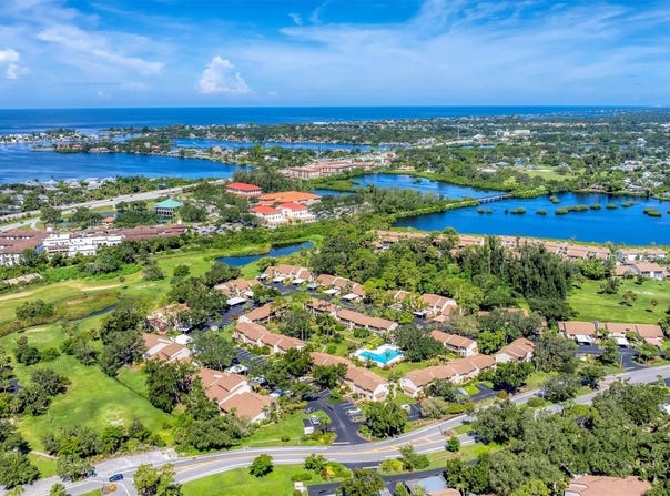 667 BIRD BAY CIRCLE, VENICE, FL 34285