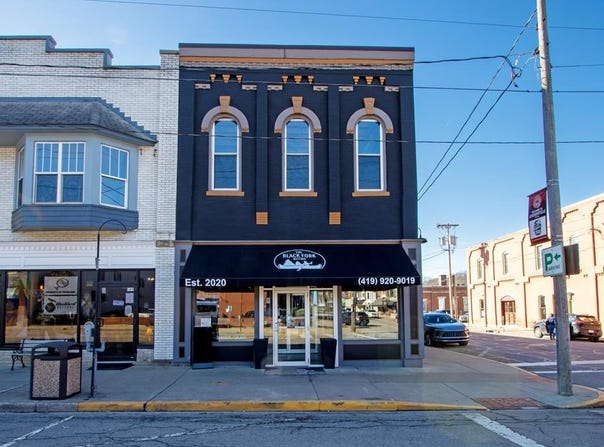 153 Main Street, Loudonville, OH 44842
