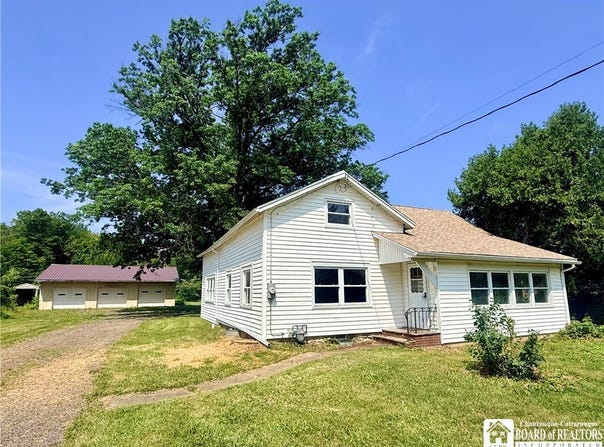 11577 Center Road, Dunkirk, NY 14048