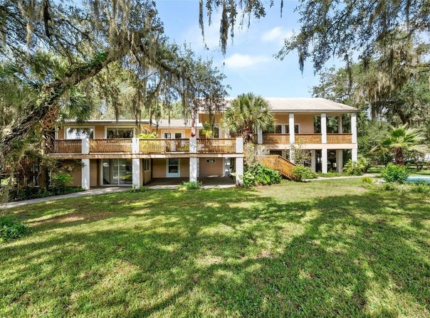 2033 SE HIGHWAY 317, OLD TOWN, FL 32680