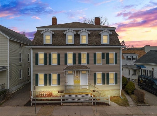 201-203 Fourth St, Fall River, MA 02721