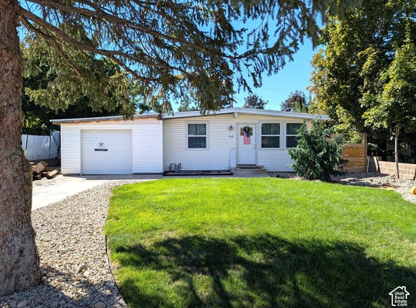 64 E 200 N, North Salt Lake, UT 84054