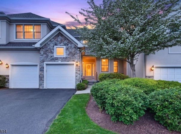 22 Benedict Cres, Bernards Twp., NJ 07920-4916