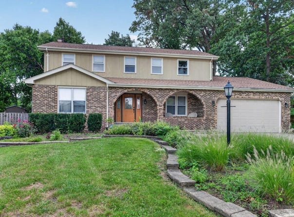 9S565 Allison Court, Willowbrook, IL 60527