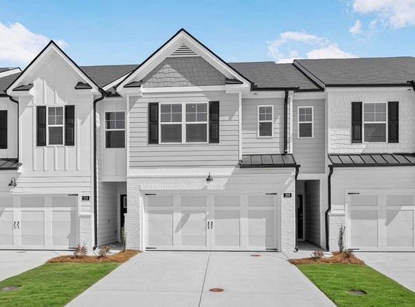 232 Sound Circle, Stockbridge, GA 30281