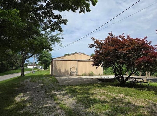 58533 Murphy Reamy rd., Mc Arthur, OH 45651