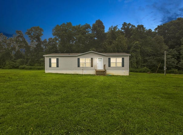 105 E Stone Road, Hillsboro, KY 41049