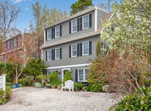 73 Pimlico Pond Road, Forestdale, MA 02644