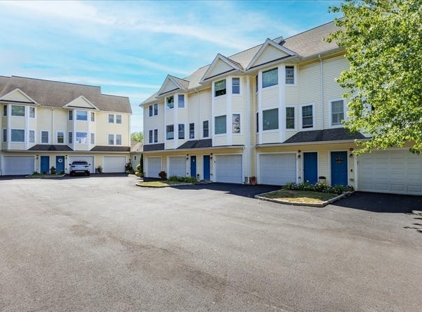 14-1/2 Roundy St, Beverly, MA 01915