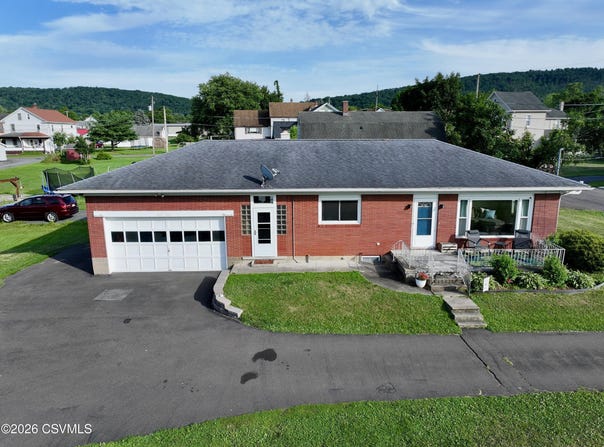 121 S MAPLE Street, Elysburg, PA 17824