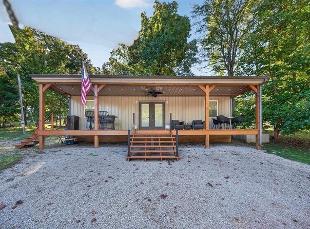 152 Comanche Dr, Falls of Rough, KY 40119