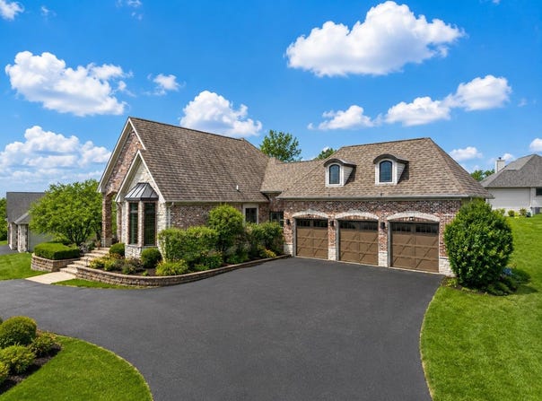 13114 DEER CROSSING, ROSCOE, IL 61073