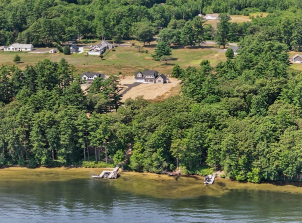 47 Fairway Drive, Naples, ME 04055