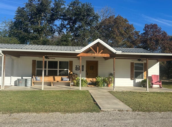 101 Twin Creek Road, Comanche, TX 76442