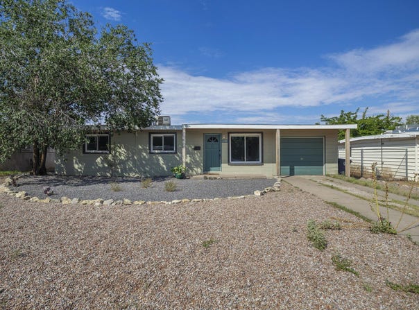 1139 Marron Circle NE, Albuquerque, NM 87112