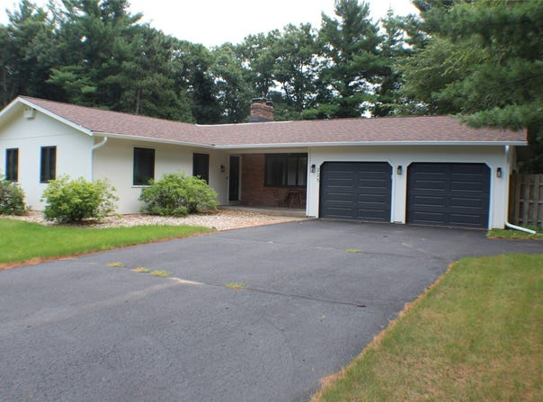 225 Corydon Road, Eau Claire, WI 54701