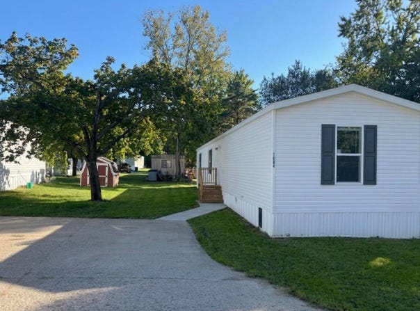 1684 Ann St, Dorr, MI 49323