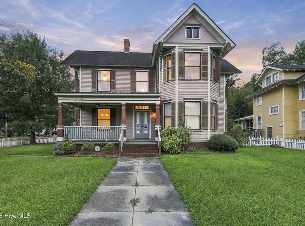 601 W Main Street, Elizabeth City, NC 27909