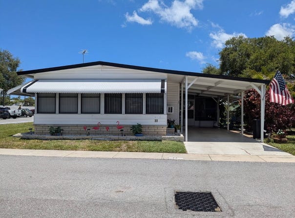601 Starkey Rd, Largo, FL 33771