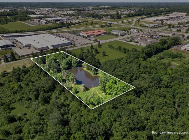 1980 Walker Lake Road, Ontario, OH 44906