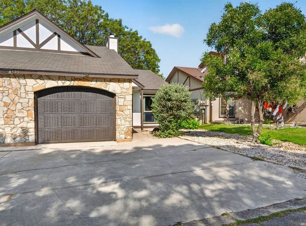 8523 Stonebridge #2, San Antonio, TX 78240