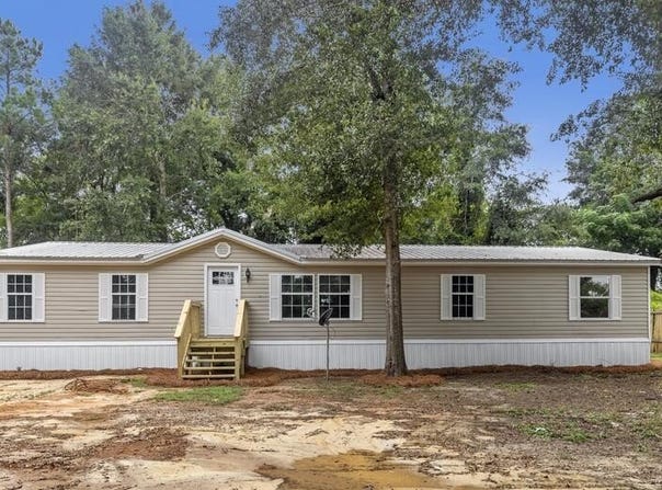 46 Womack Rd., Cottonwood, AL 36320