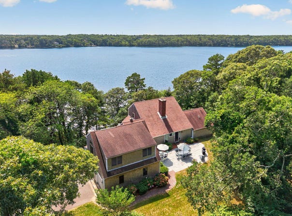 3 Hinckley Road, Harwich, MA 02645