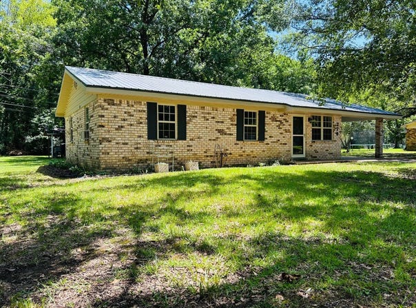 770 Murff Drive, Grenada, MS 38901
