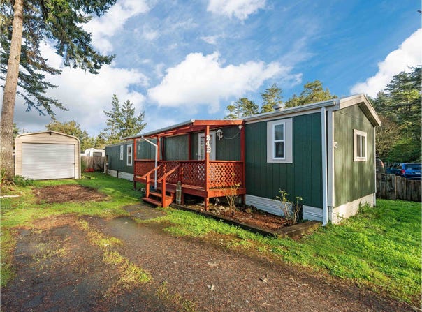 67624 SPINREEL Rd, NorthBend, OR 97459